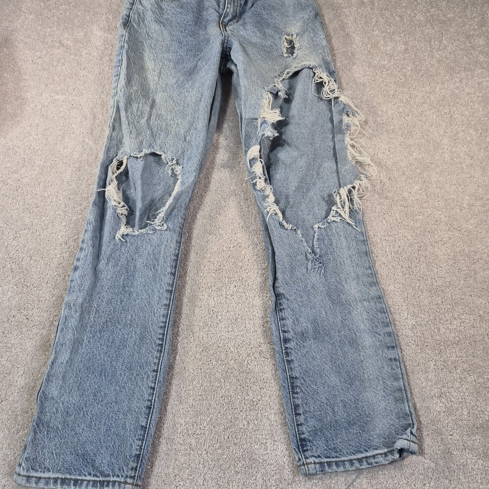 Rue21 Straight Leg Heavily Distressed extreme Ripped Jeans Womens Size 4